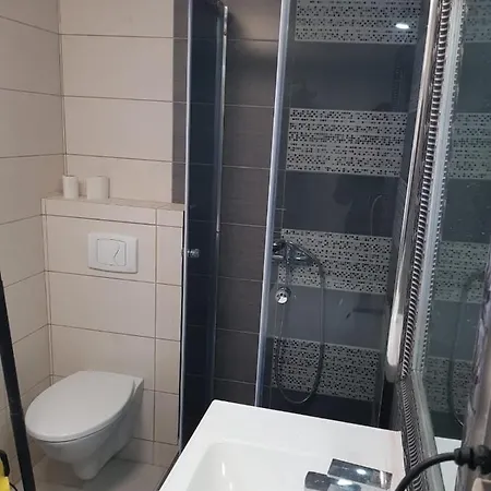 Horska V Srdci Kremnickych Hor Alpehytte Banská Bystrica