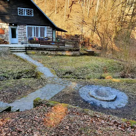 Horska V Srdci Kremnickych Hor Chalet