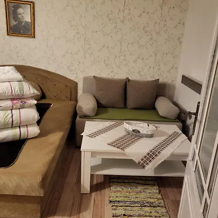 Horská chata Horska V Srdci Kremnickych Hor *