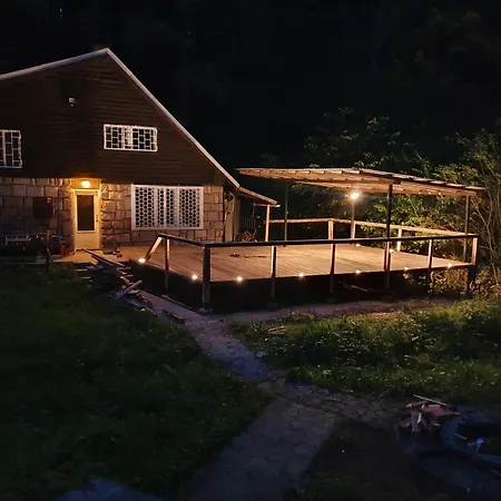 Domek alpejski Horska V Srdci Kremnickych Hor Bańska Bystrzyca