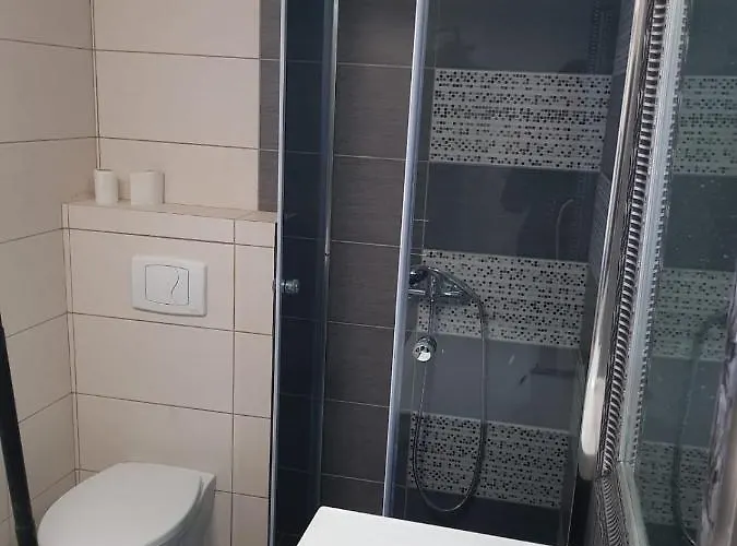 Horska V Srdci Kremnickych Hor Chalet Banská Bystrica