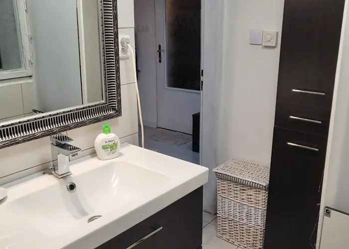 Horska V Srdci Kremnickych Hor Banská Bystrica