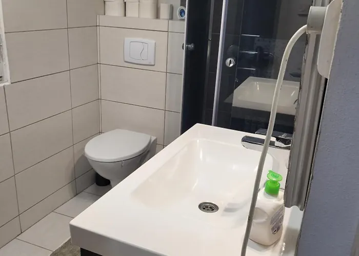 Horska V Srdci Kremnickych Hor Chalet Banská Bystrica